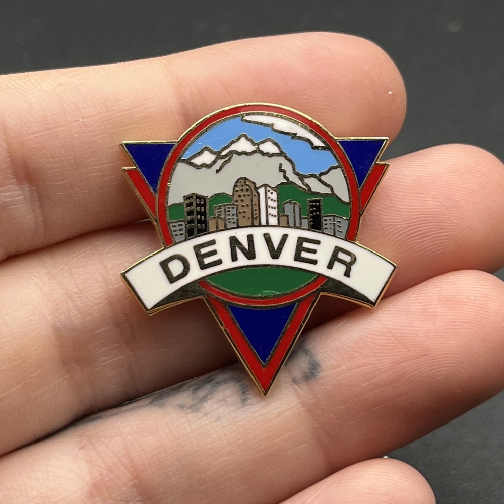 Denver Colorado City Skyline Mountains Lapel Hat Pin